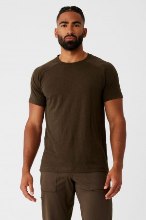 Camisetas Running Alo Yoga Triumph Raglan Hombre Espresso | España GAZD-86105