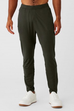 Pantalon Alo Yoga Conquer React Performance Hombre Verde | España XVMH-97152