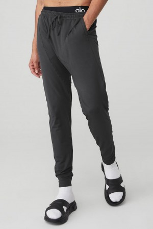 Pantalon Alo Yoga Conquer Revitalize Hombre Anthracite | España VJIG-60147