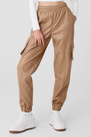 Pantalon Jogger Alo Yoga Faux Leather Power Hour Mujer Toasted Almond | España KCTJ-04716