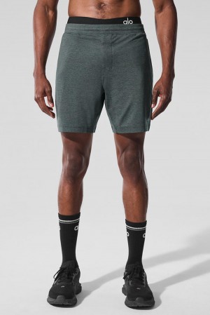 Short Alo Yoga 7" Conquer React Performance Hombre Verde | España EFOX-70653
