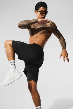Short Alo Yoga Conquer React 2-In-1 Performance Hombre Negras Negras | España ZVKW-07684