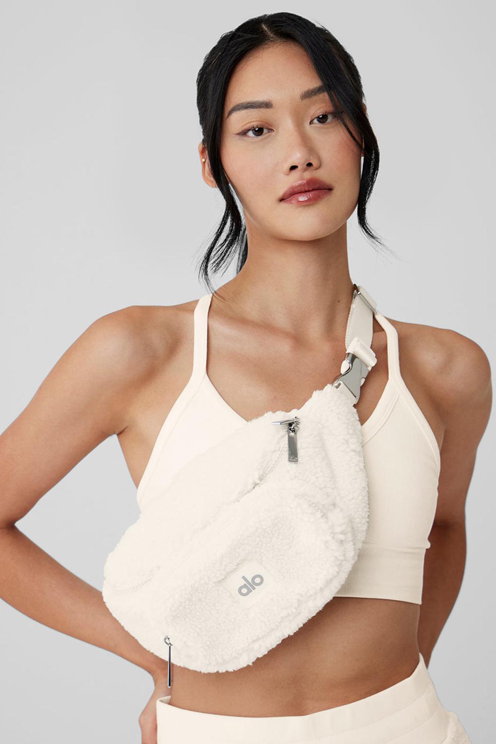 Bum Bags Alo Yoga Sherpa Explorer Fanny Pack Mujer Ivory | España  PASF-60523