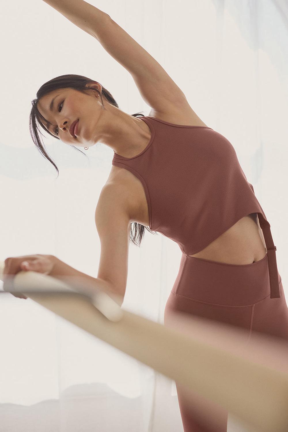 Camiseta Sin Mangas Running Alo Yoga Alosoft Ribbed Revelation Mujer Chestnut | España  UWNV-68570