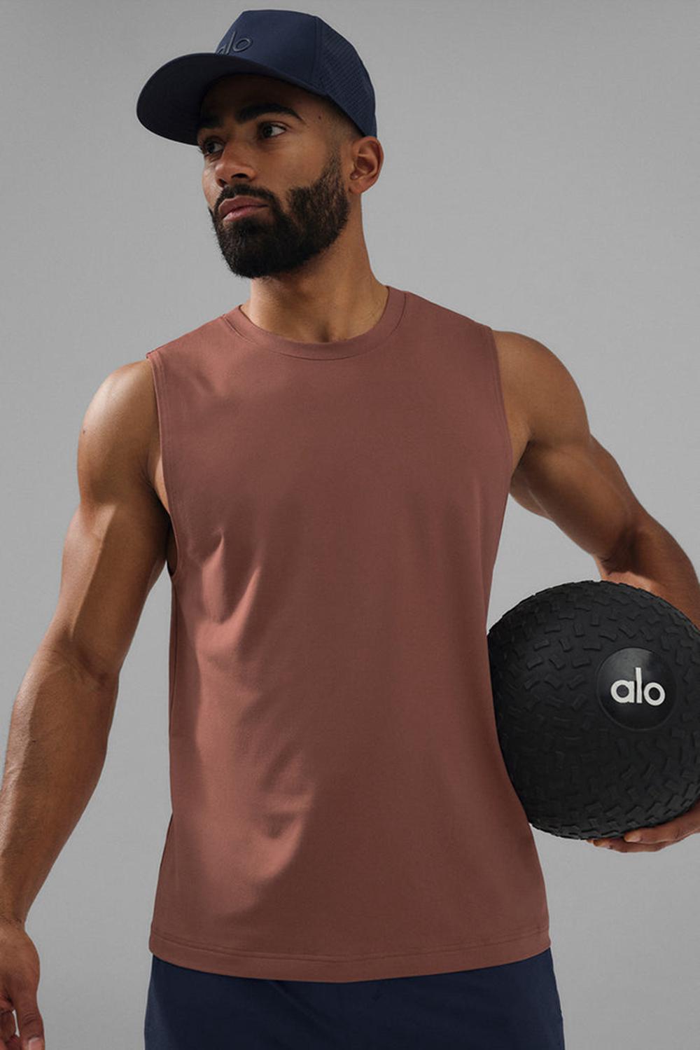 Camiseta Sin Mangas Running Alo Yoga Conquer Muscle Hombre Chestnut | España  MPYN-43952