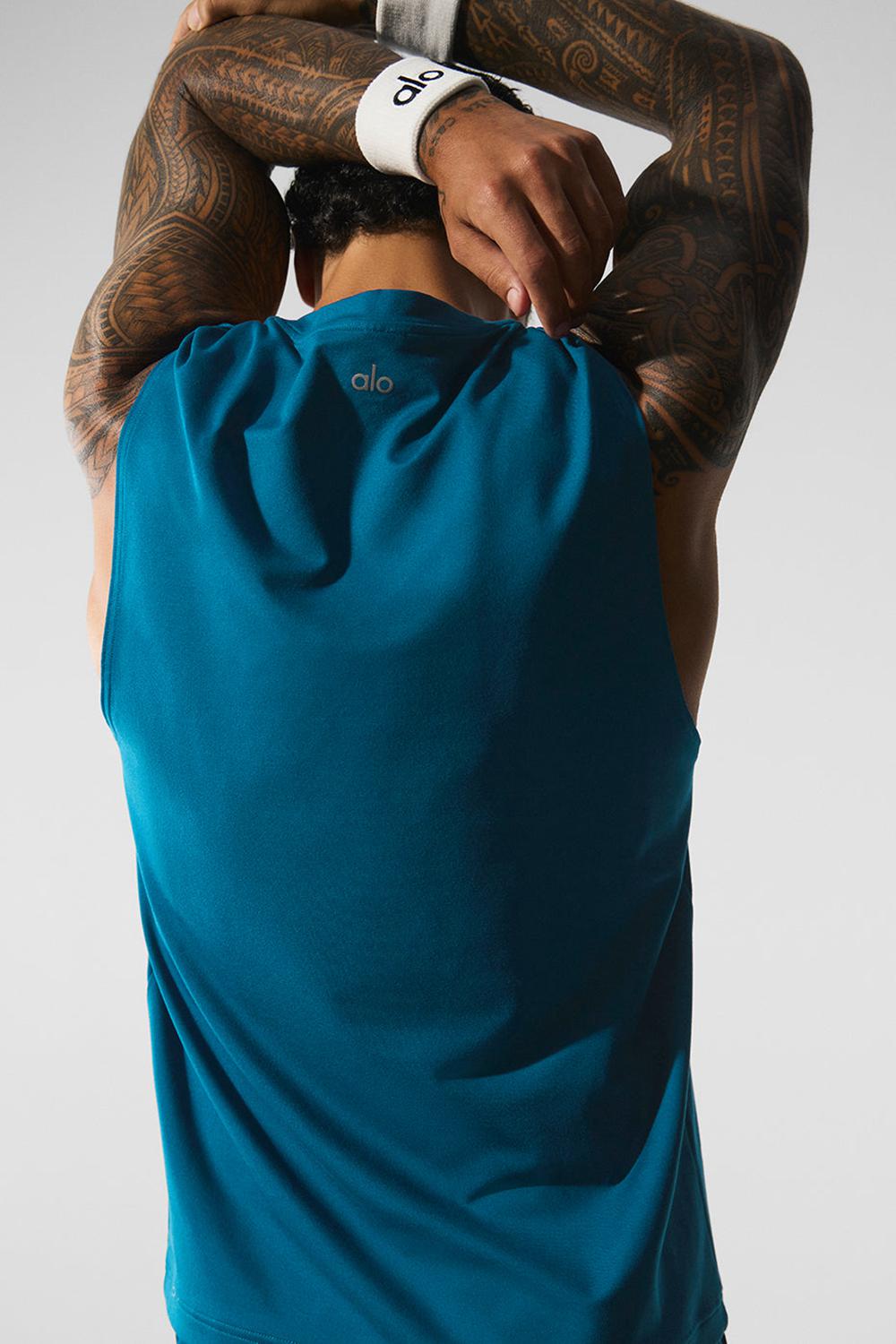 Camiseta Sin Mangas Running Alo Yoga Conquer Muscle Hombre Azules | España  IRCQ-09573