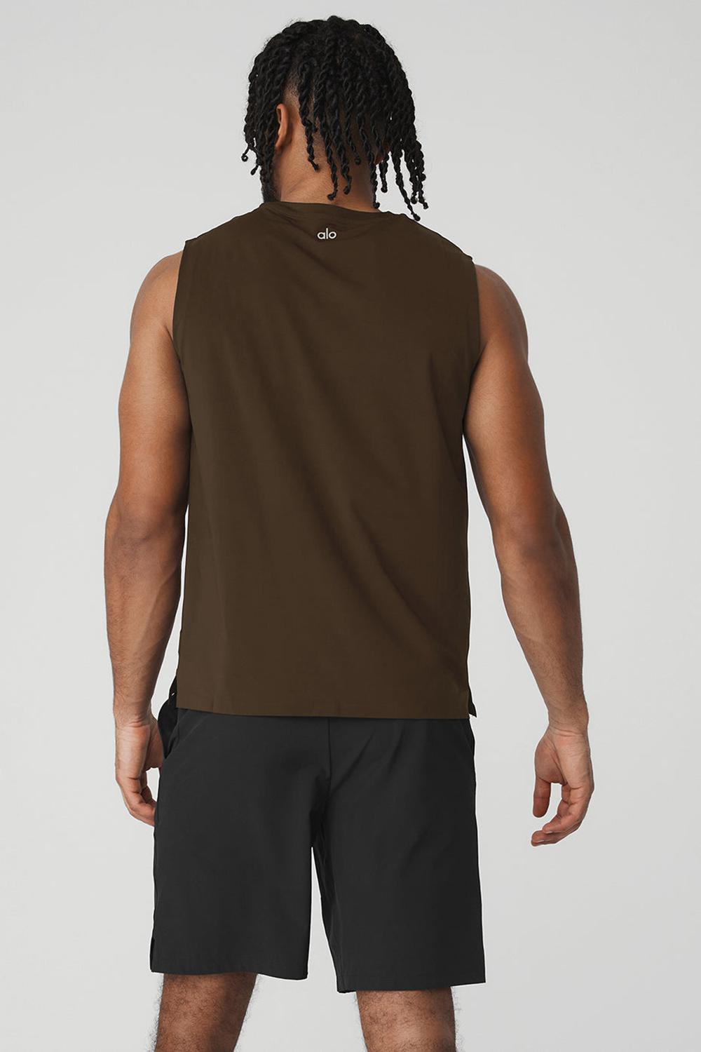 Camiseta Sin Mangas Running Alo Yoga Idol Performance Hombre Espresso | España  KXMB-97461