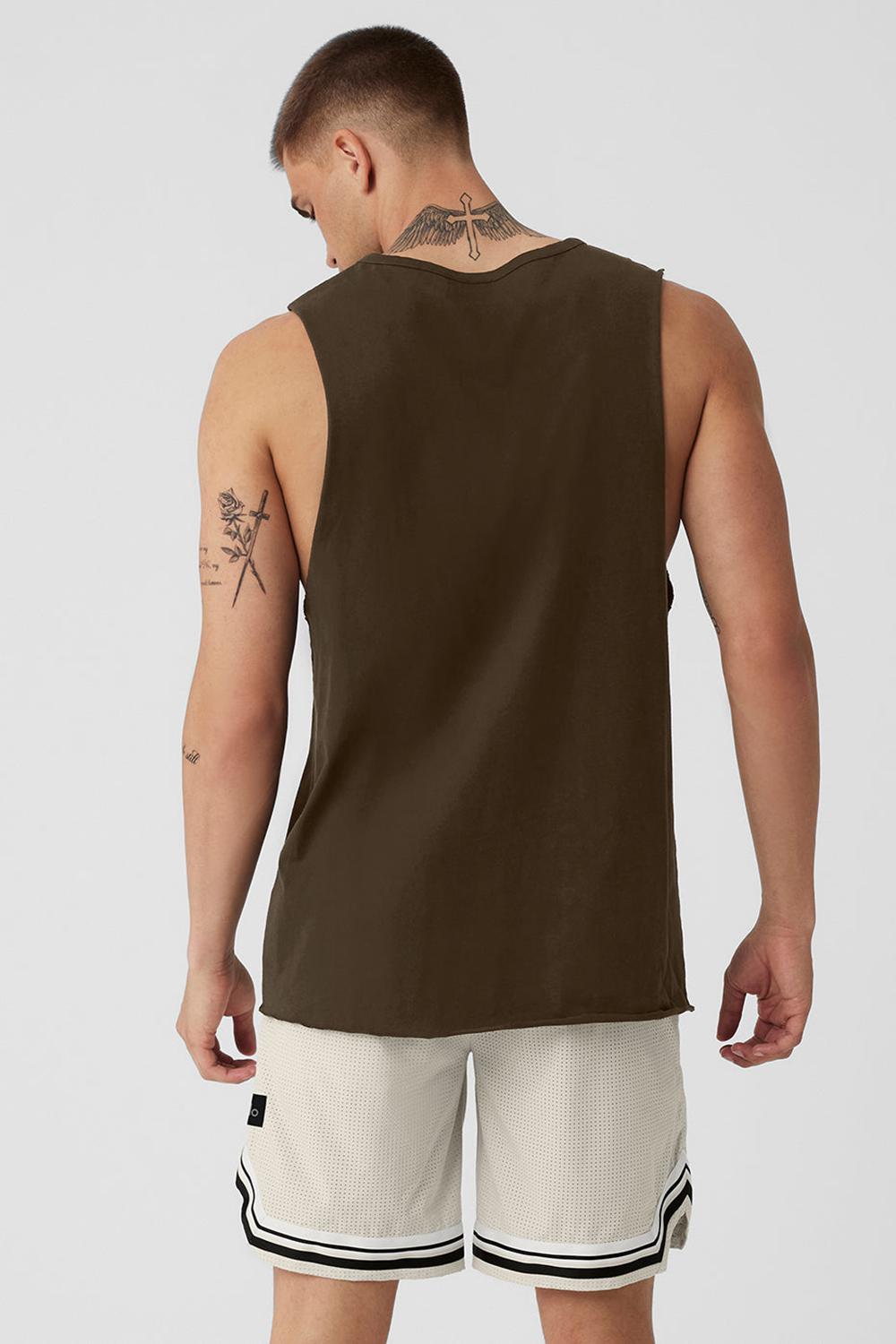 Camiseta Sin Mangas Running Alo Yoga Society Raw Edge Hombre Espresso | España  OIAH-01637