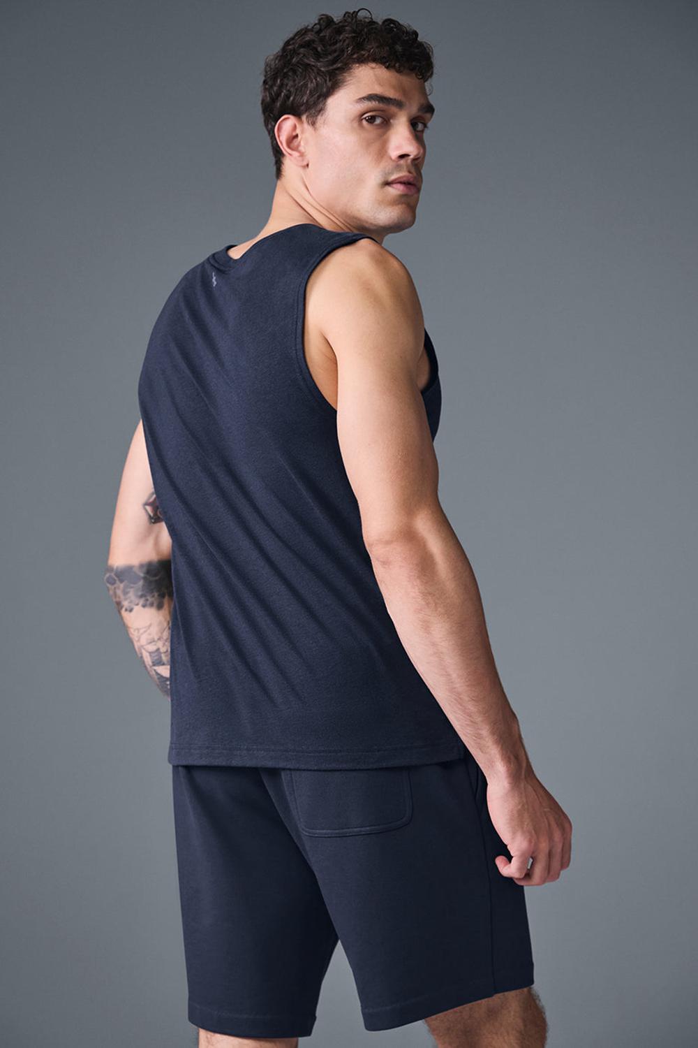 Camiseta Sin Mangas Running Alo Yoga The Triumph Muscle Hombre Azul Marino | España  MTRK-35906