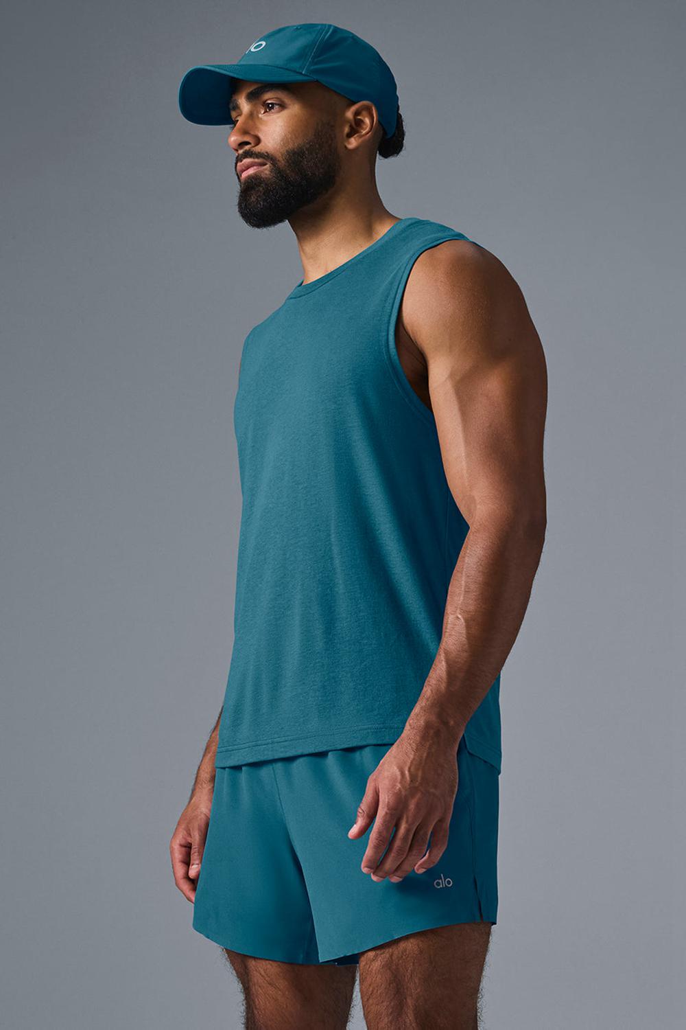 Camiseta Sin Mangas Running Alo Yoga The Triumph Muscle Hombre Oceanic Teal | España  JLNM-39785