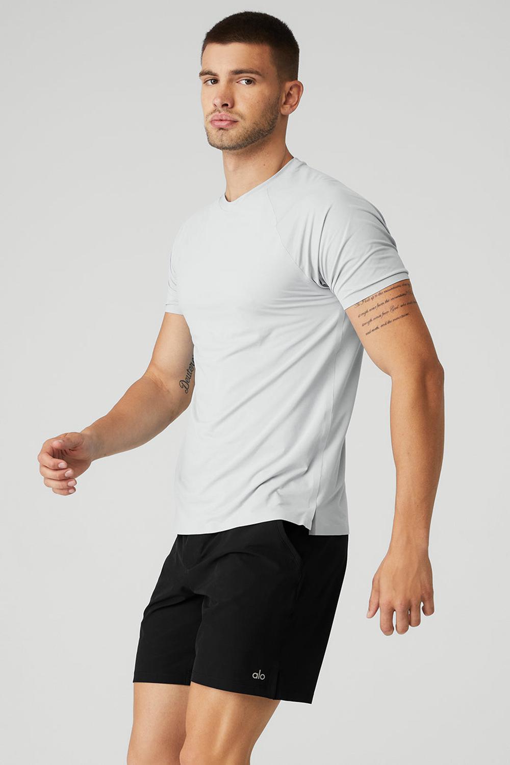 Camisetas Running Alo Yoga Idol Performance Hombre Titanium | España  AKEF-58326