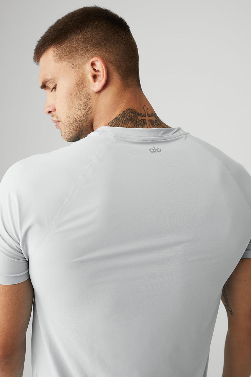 Camisetas Running Alo Yoga Idol Performance Hombre Titanium | España  AKEF-58326