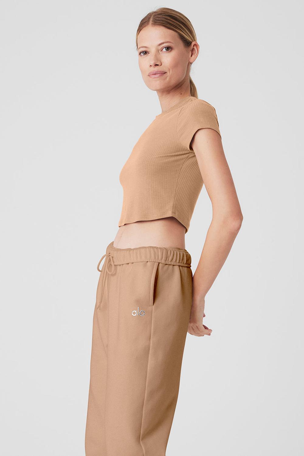 Camisetas Running Alo Yoga Ribbed Sea Coast Cropped Sleeve Mujer Toasted Almond | España  ZNSM-58930