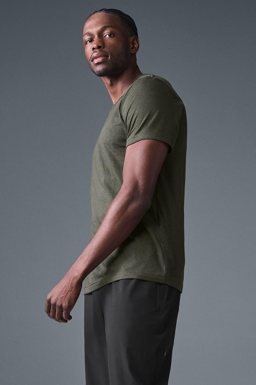 Camisetas Running Alo Yoga Triumph Hombre Verde | España  OQPL-06957