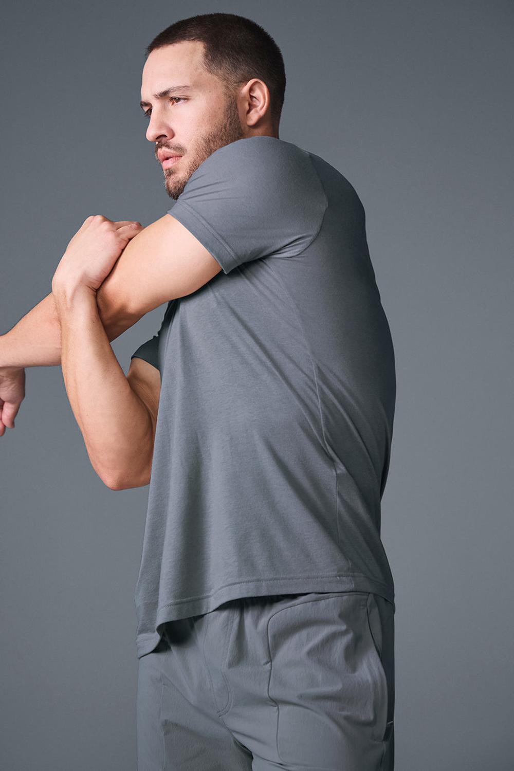 Camisetas Running Alo Yoga Triumph Hombre Gris | España  XMOU-70832
