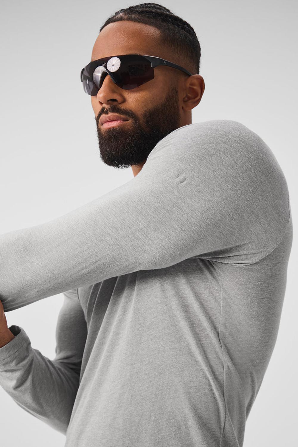 Camisetas Running Alo Yoga Triumph Long Sleeve Hombre Gris | España  EGCQ-48369