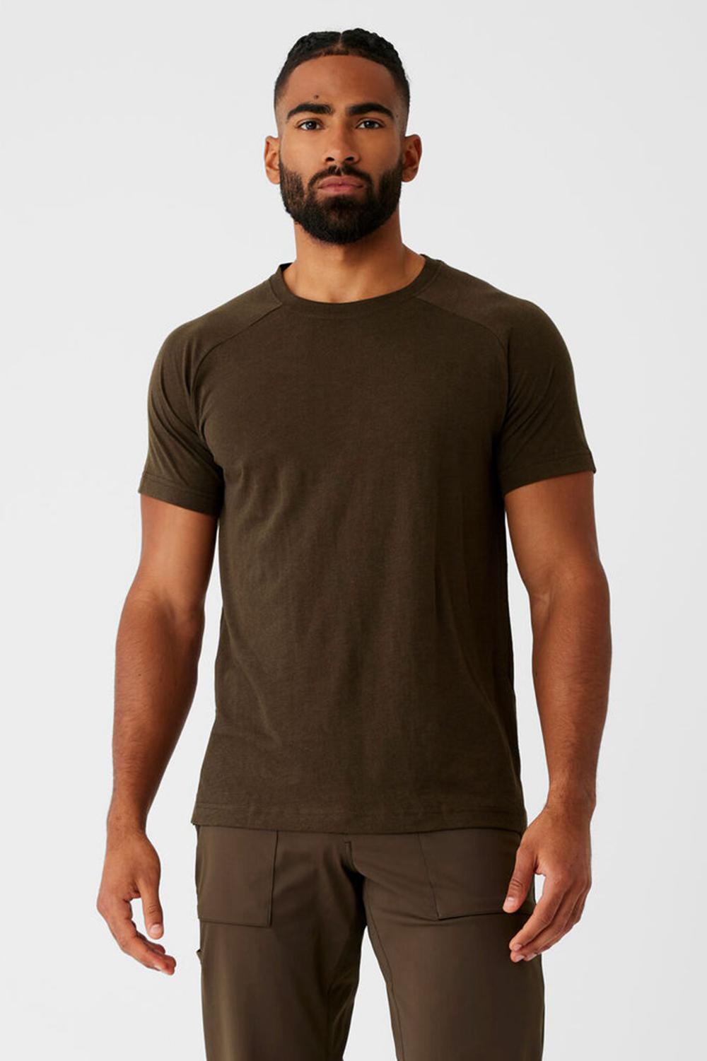 Camisetas Running Alo Yoga Triumph Raglan Hombre Espresso | España  GAZD-86105