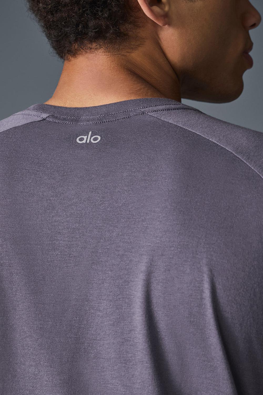 Camisetas Running Alo Yoga Triumph Raglan Hombre Italian Plum | España  QBKS-71056