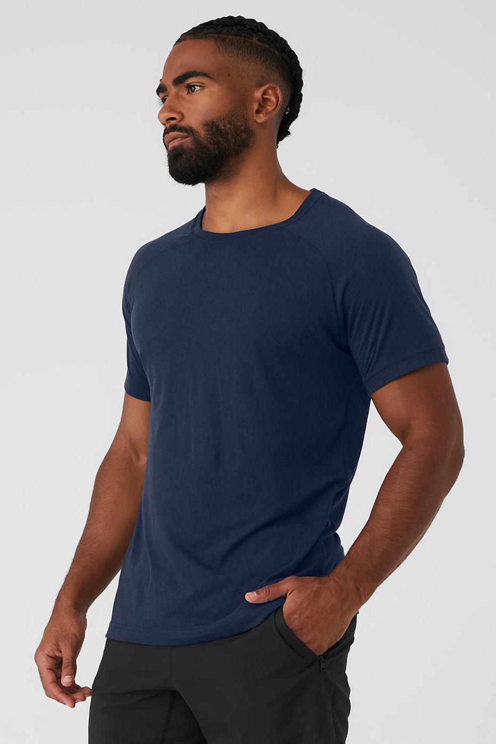 Camisetas Running Alo Yoga Triumph Raglan Hombre Azul Marino | España  CKUW-34012