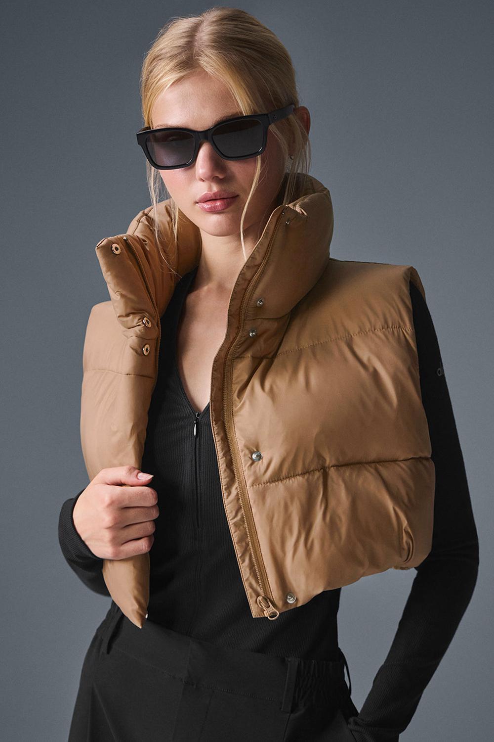 Chaleco Alo Yoga Cropped Gold Rush Puffer Mujer Toasted Almond | España  HOLW-68247