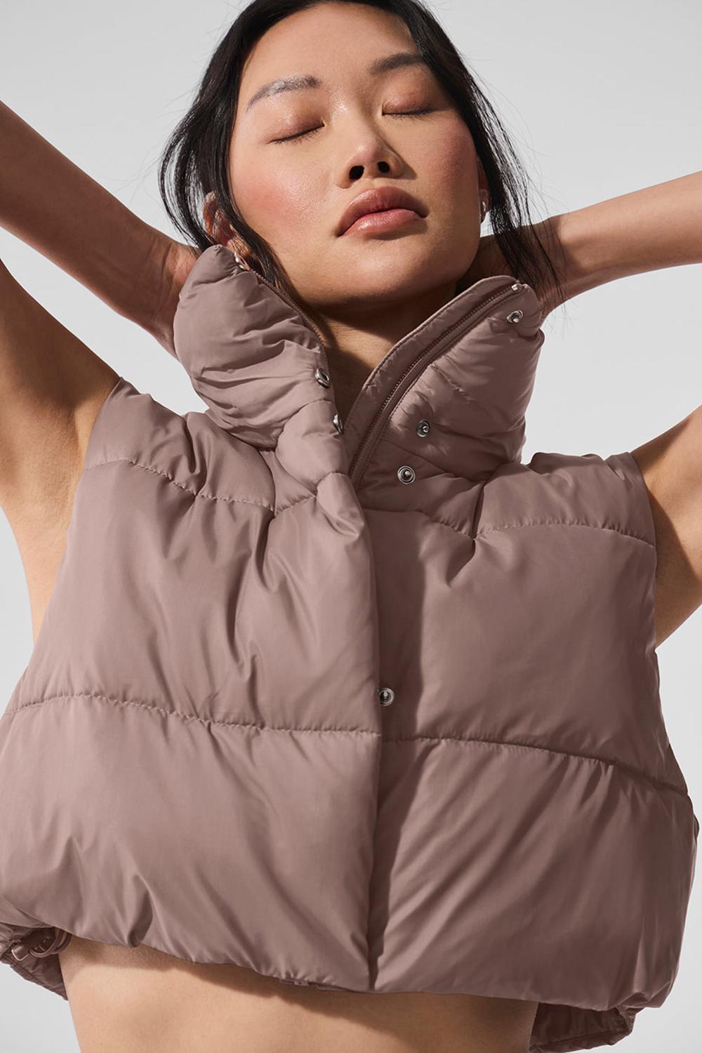 Chaleco Alo Yoga Extreme Cropped Gold Rush Puffer Mujer Mushroom | España  NASV-29874