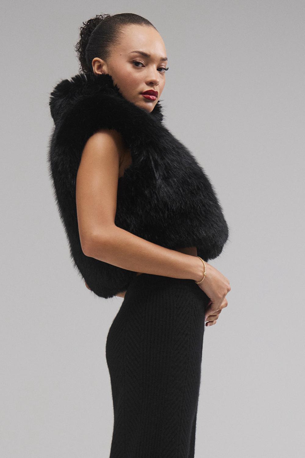 Chaleco Alo Yoga Opulent Faux Fur Cropped Mujer Negras | España  CVHR-87150