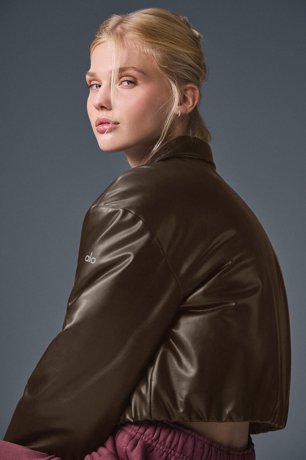 Chaqueta Bomber Alo Yoga Faux Leather Cropped Premier Mujer Espresso | España  TBOK-08725