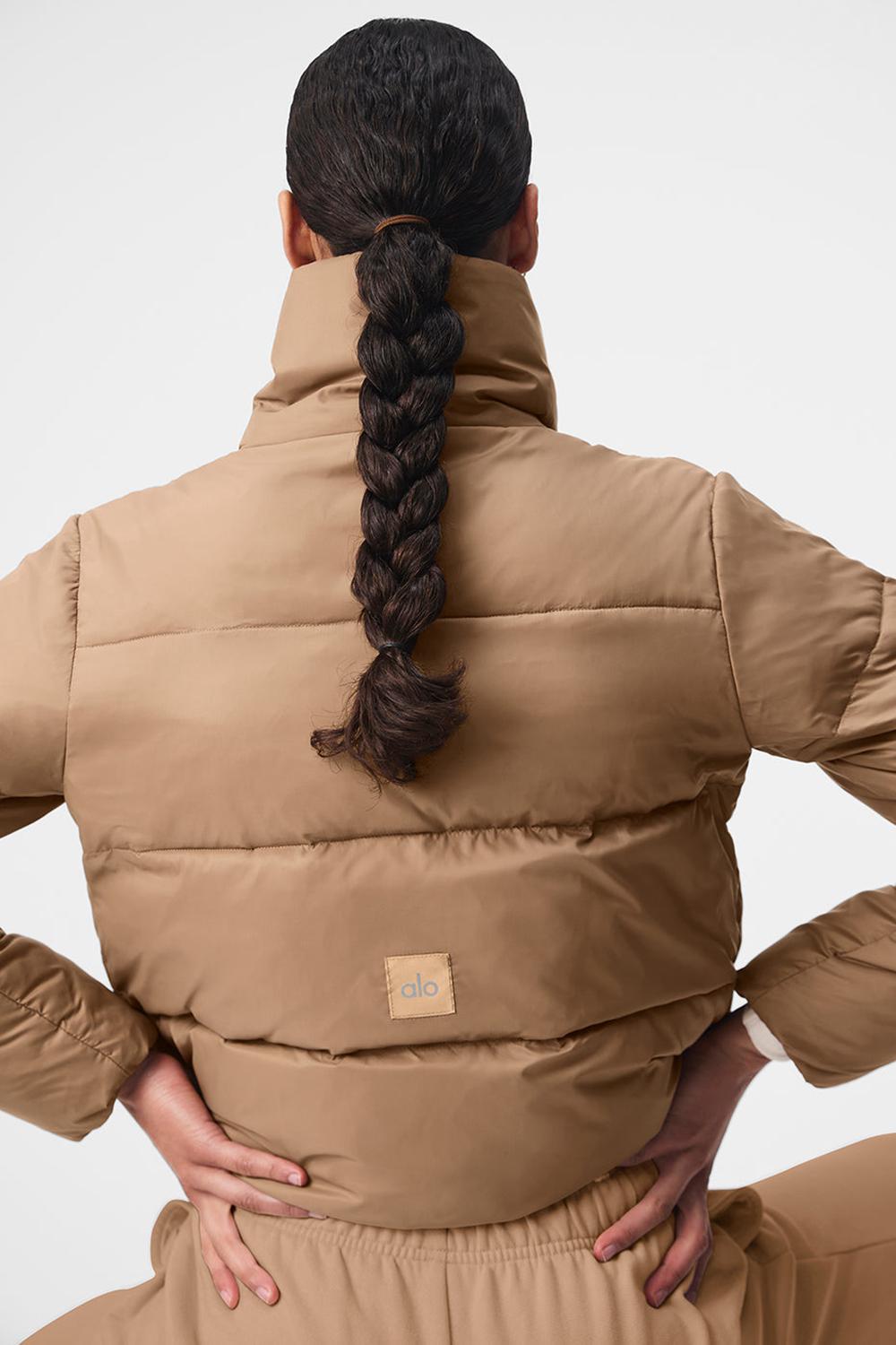 Chaqueta Puffer Alo Yoga Gold Rush Mujer Toasted Almond | España  ULKA-86213