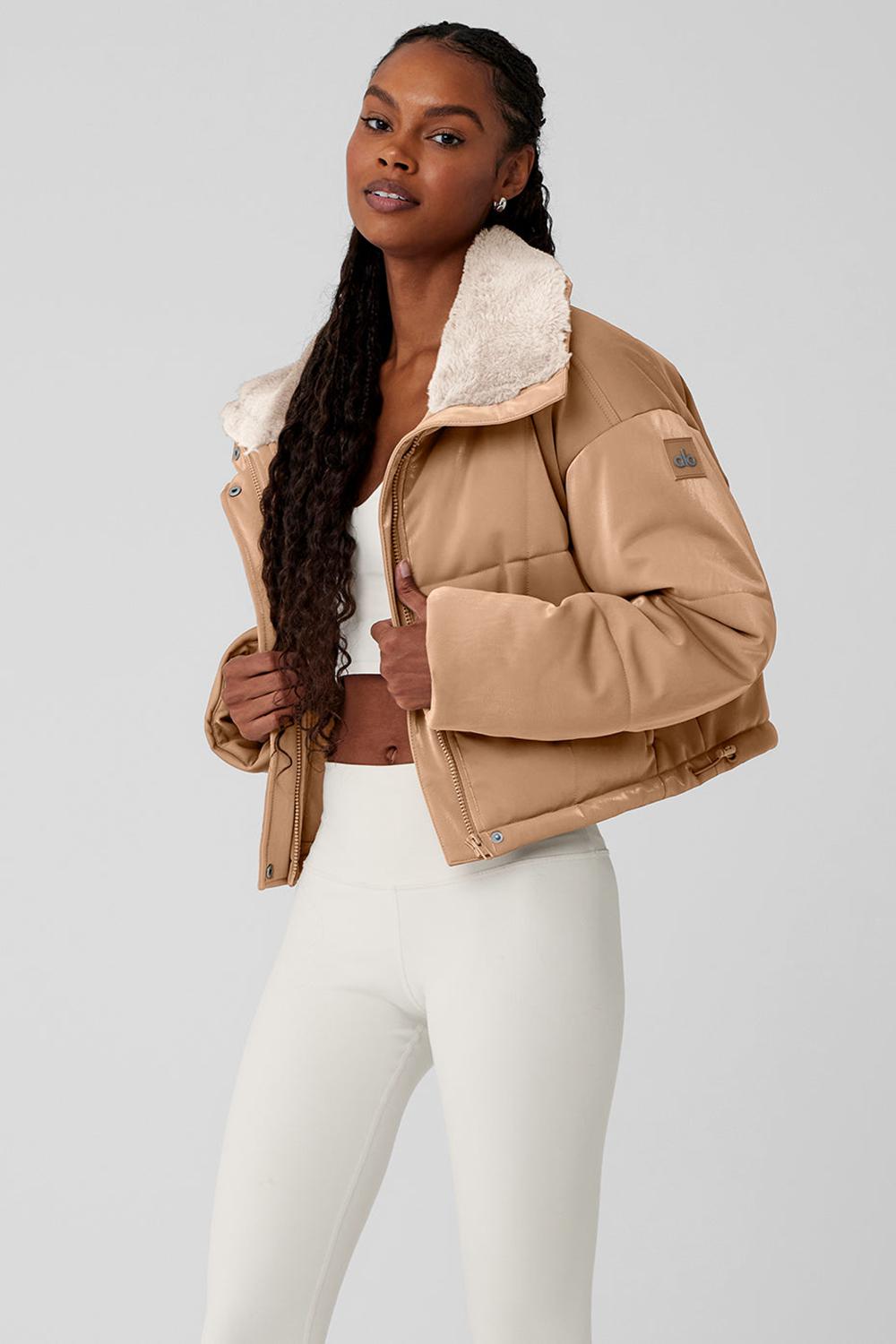Chaqueta Puffer Alo Yoga Orion Cropped Mujer Toasted Almond | España  JNOD-57236