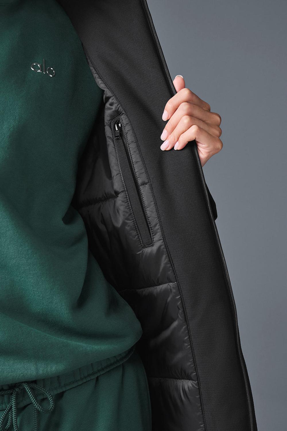 Chaqueta Puffer Alo Yoga Rain Or Shine Mujer Negras | España  QAVO-64851