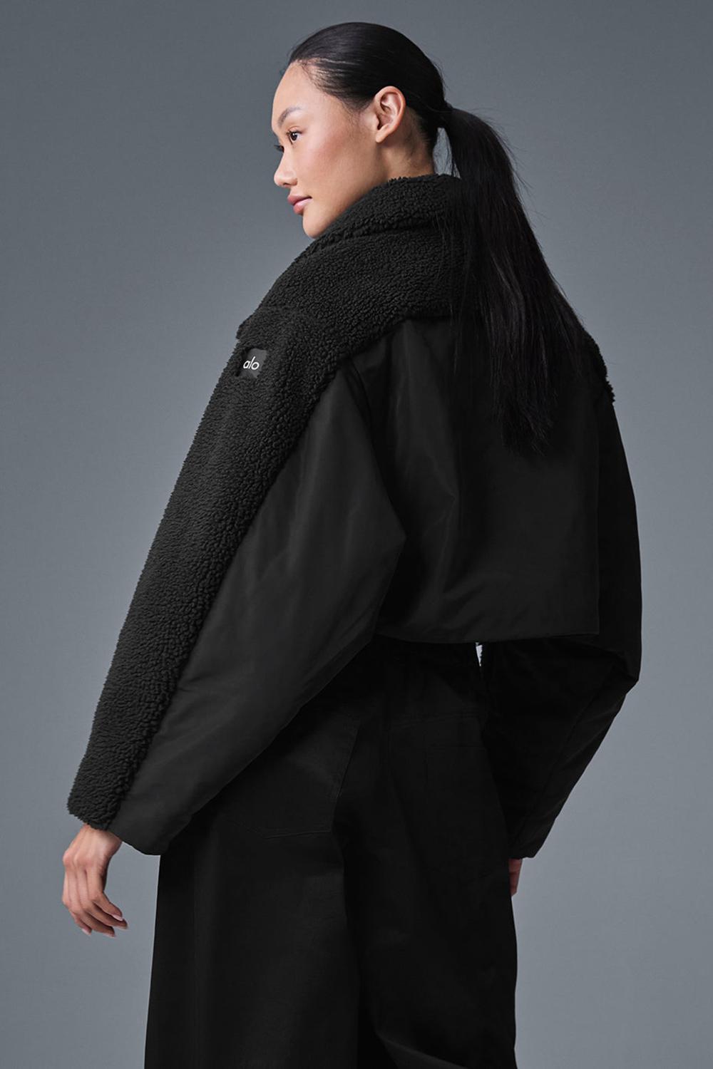 Chaqueta Puffer Alo Yoga Sherpa Cozy Escape Mujer Negras Negras | España  OBSV-93028