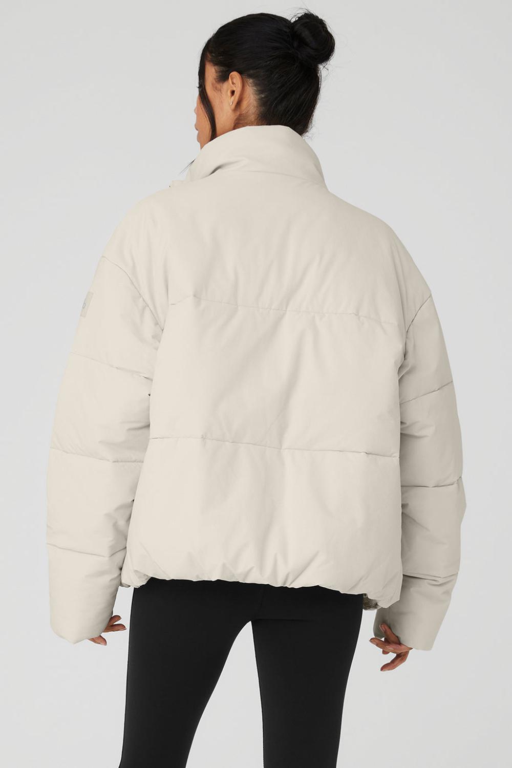Chaqueta Puffer Alo Yoga Stretch Woven Street Mujer Bone | España  VMPE-51362
