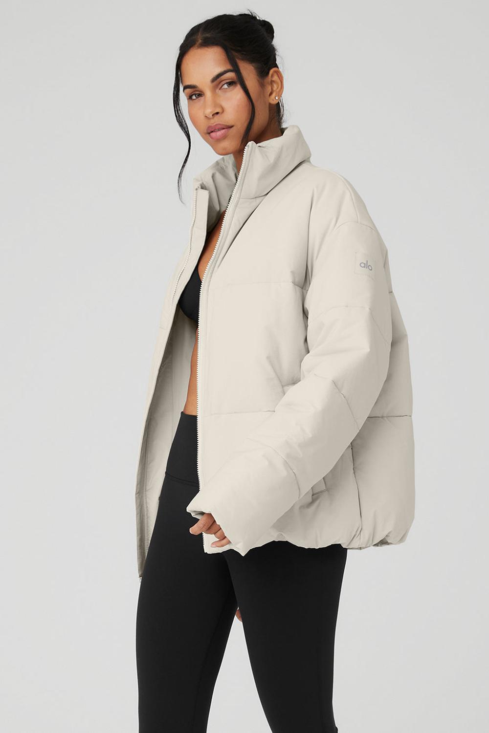 Chaqueta Puffer Alo Yoga Stretch Woven Street Mujer Bone | España  VMPE-51362