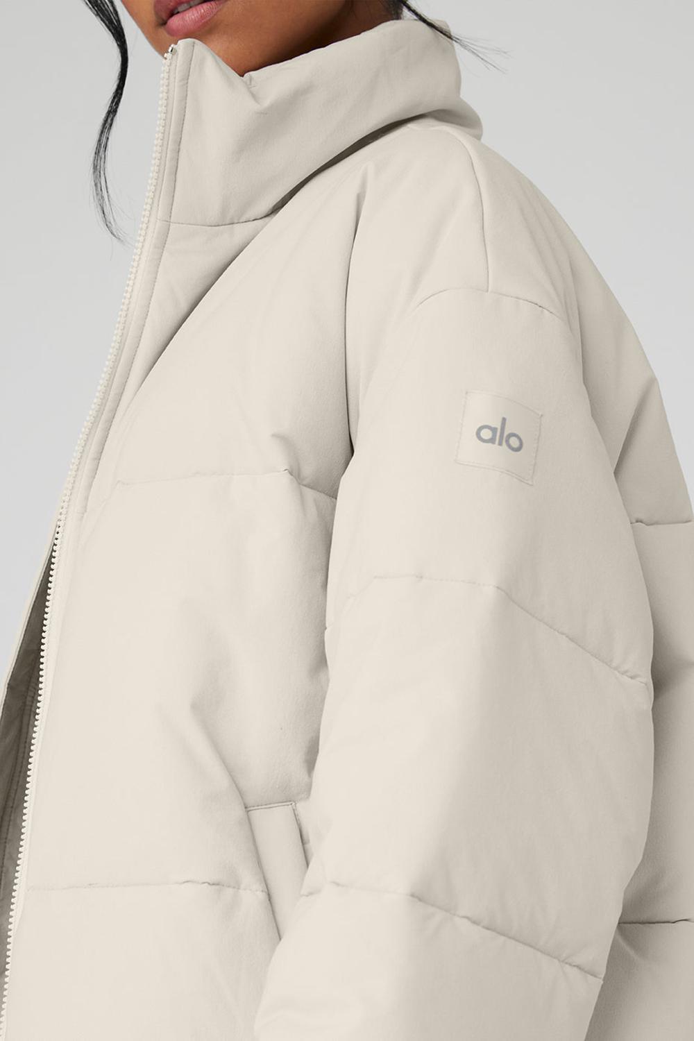 Chaqueta Puffer Alo Yoga Stretch Woven Street Mujer Bone | España  VMPE-51362