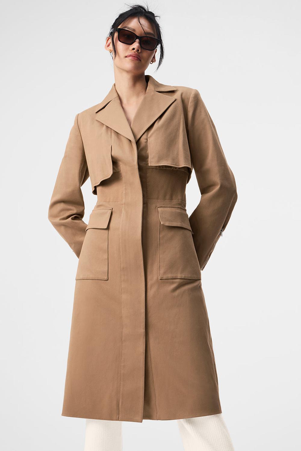 Gabardina Alo Yoga Formation Mujer Toasted Almond | España  QINM-79082