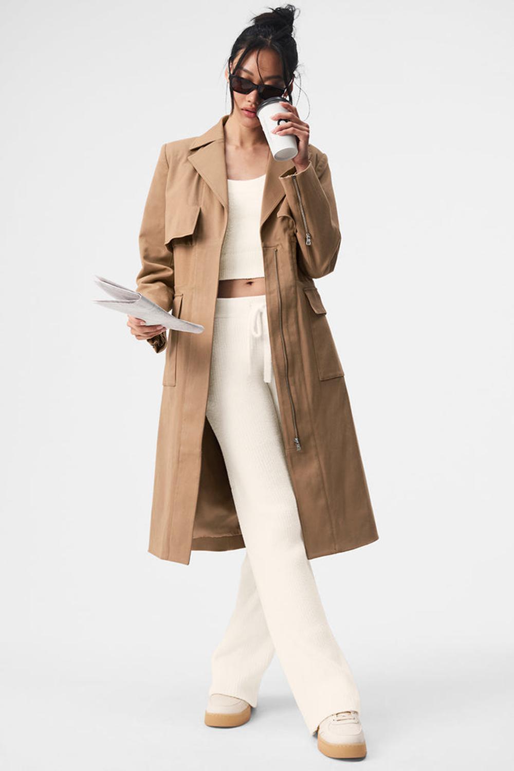 Gabardina Alo Yoga Formation Mujer Toasted Almond | España  QINM-79082