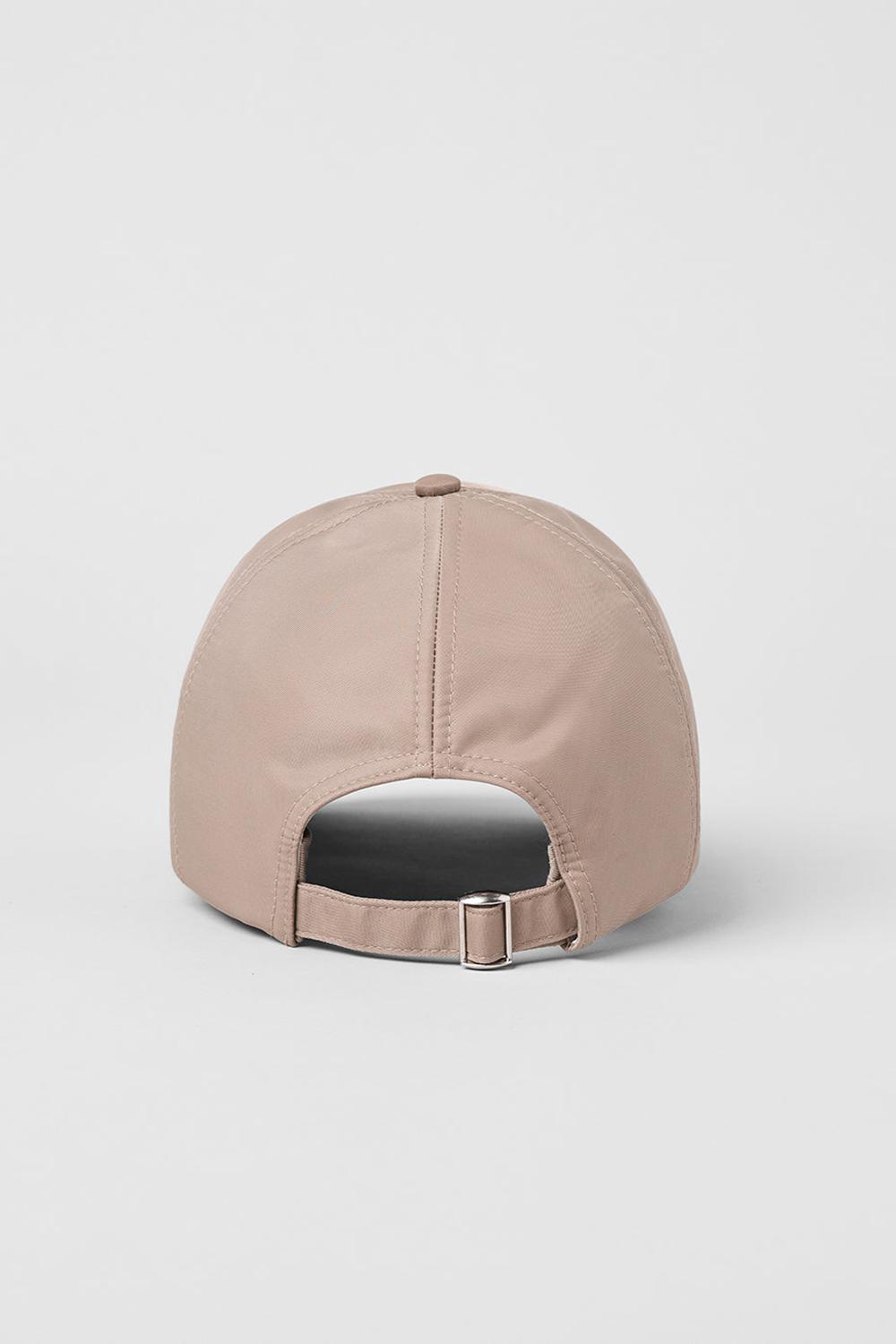 Gorras Alo Yoga Satin Off-Duty Mujer Taupe Satin | España  NQDW-91683
