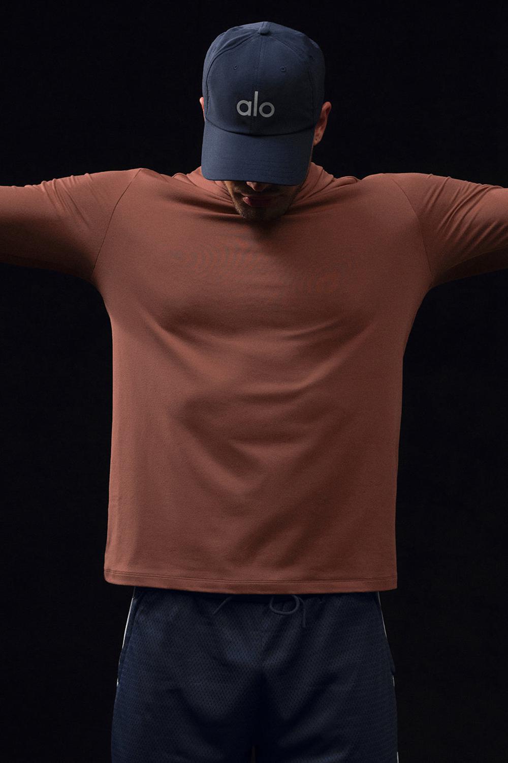 Manga Larga Alo Yoga Conquer Reform With Hood Hombre Chestnut | España  QXKR-76530