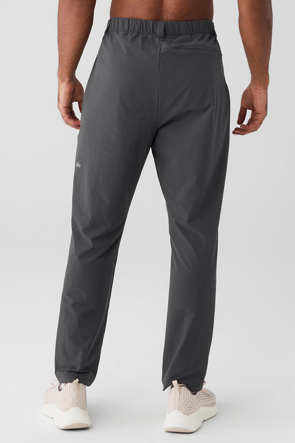 Pantalon Alo Yoga Co-Op Cropped Tech Hombre Anthracite | España  HYLG-78019