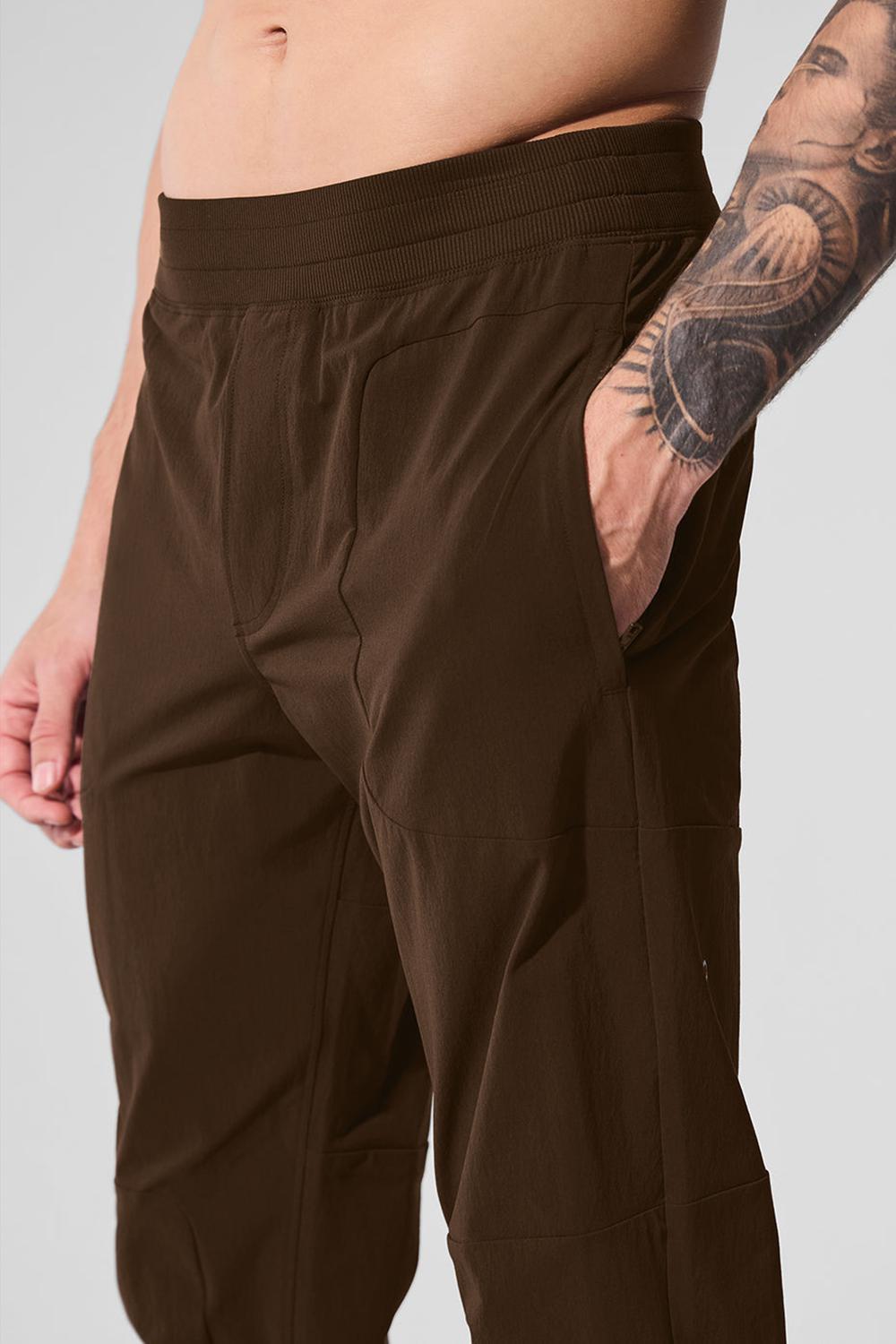 Pantalon Alo Yoga Co-Op Hombre Espresso | España  WRIY-02864