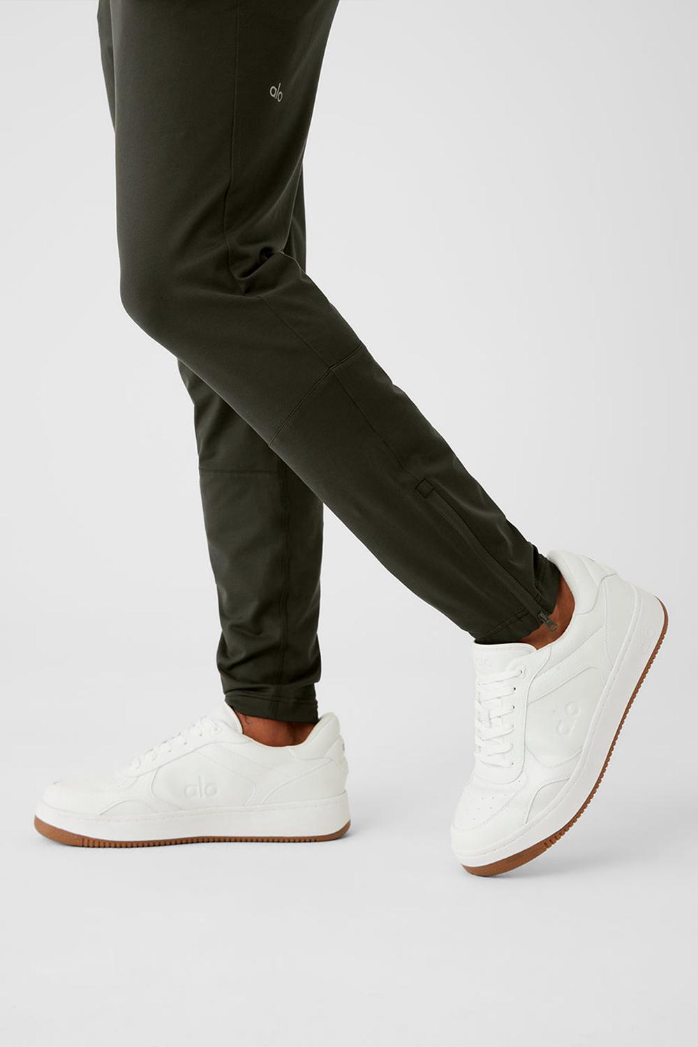 Pantalon Alo Yoga Conquer React Performance Hombre Verde | España  XVMH-97152