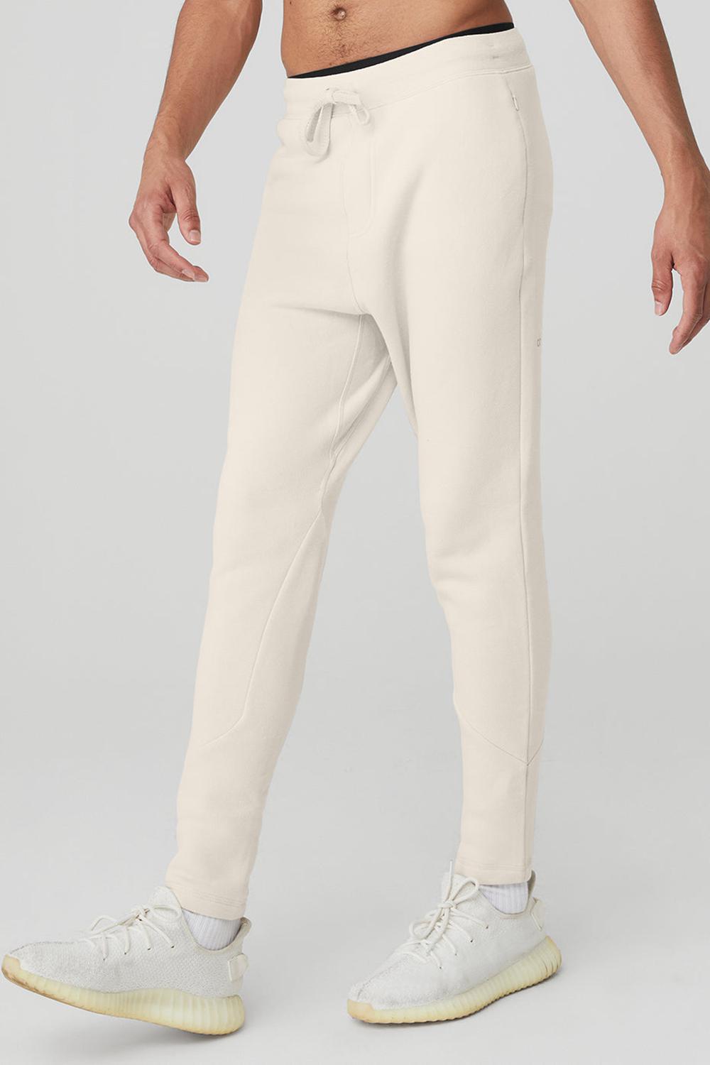 Pantalon Deportivo Alo Yoga The Triumph Hombre Bone | España  OHAP-42586