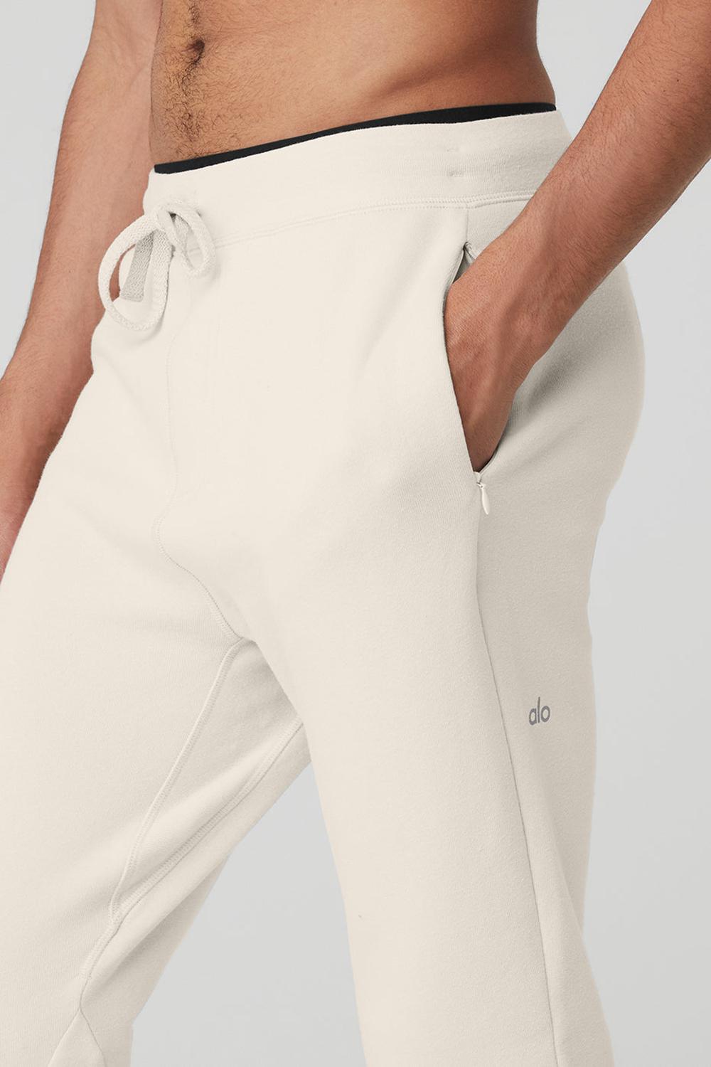 Pantalon Deportivo Alo Yoga The Triumph Hombre Bone | España  OHAP-42586