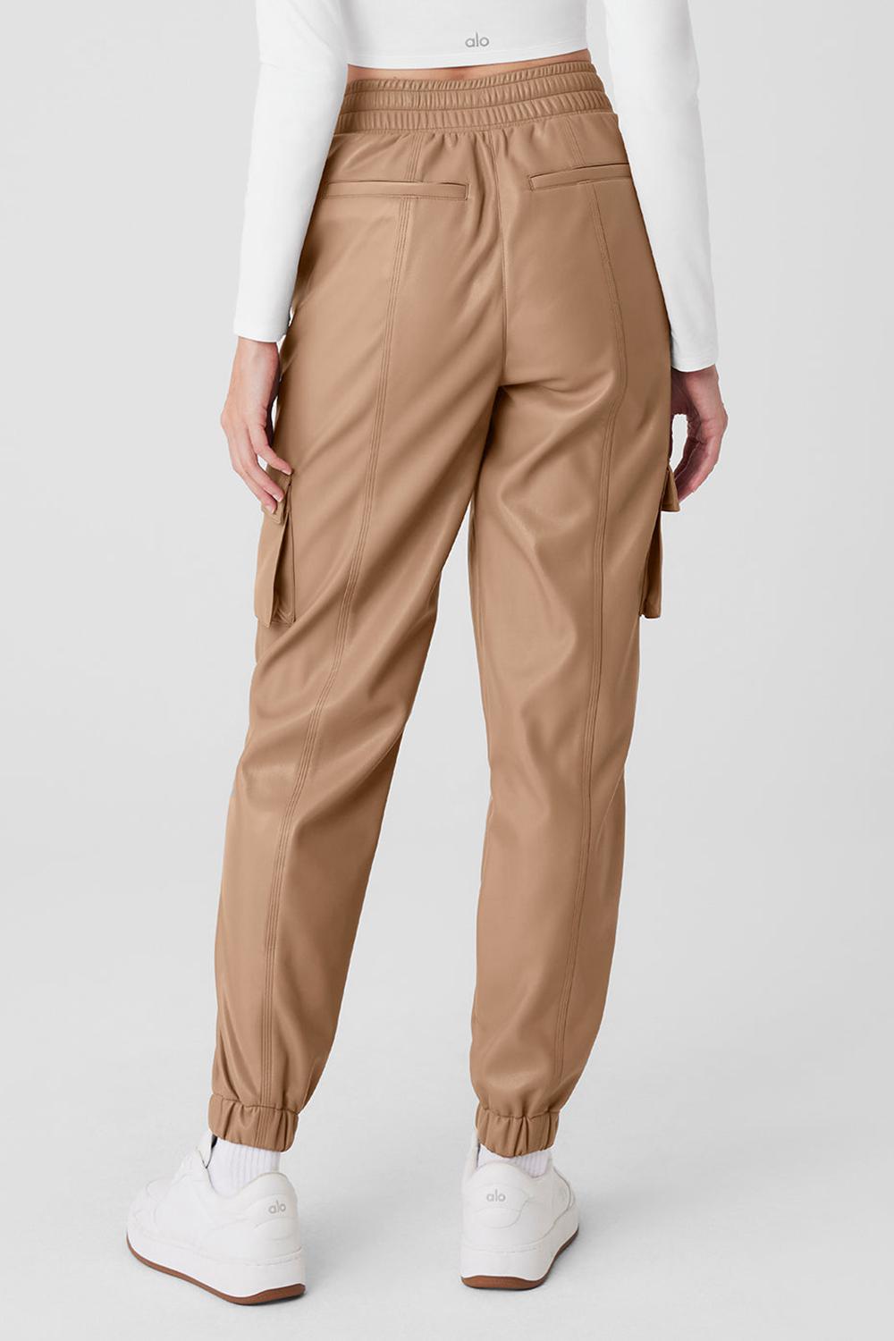 Pantalon Jogger Alo Yoga Faux Leather Power Hour Mujer Toasted Almond | España  KCTJ-04716