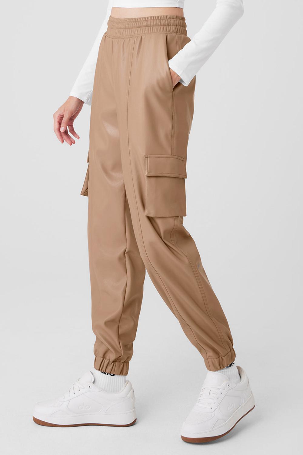 Pantalon Jogger Alo Yoga Faux Leather Power Hour Mujer Toasted Almond | España  KCTJ-04716
