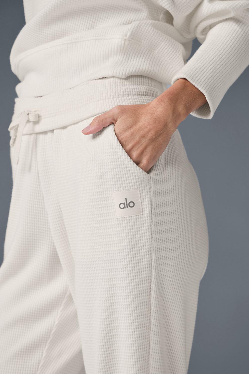 Pantalon Jogger Alo Yoga Waffle Weekend Escape Mujer Ivory | España  YBIS-31045