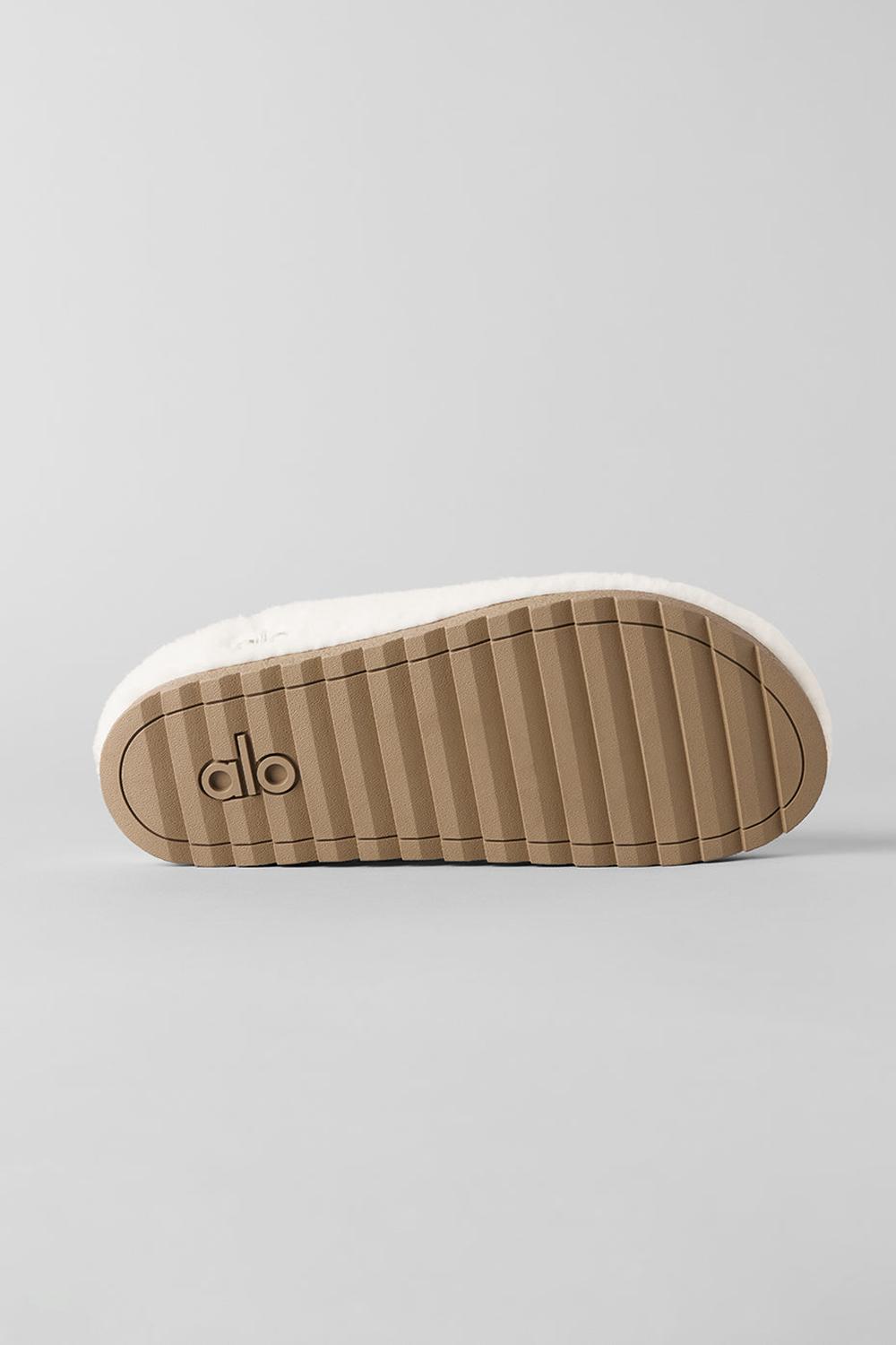 Pantuflas Alo Yoga Sherpa Recovery Hombre Ivory | España  CXMP-57810