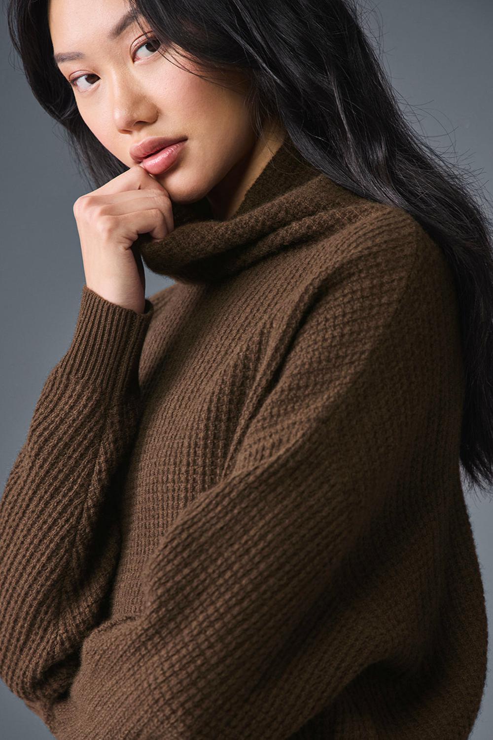Pullover Alo Yoga Cashmere Plush Waffle Turtleneck Mujer Espresso | España  MDQO-17640