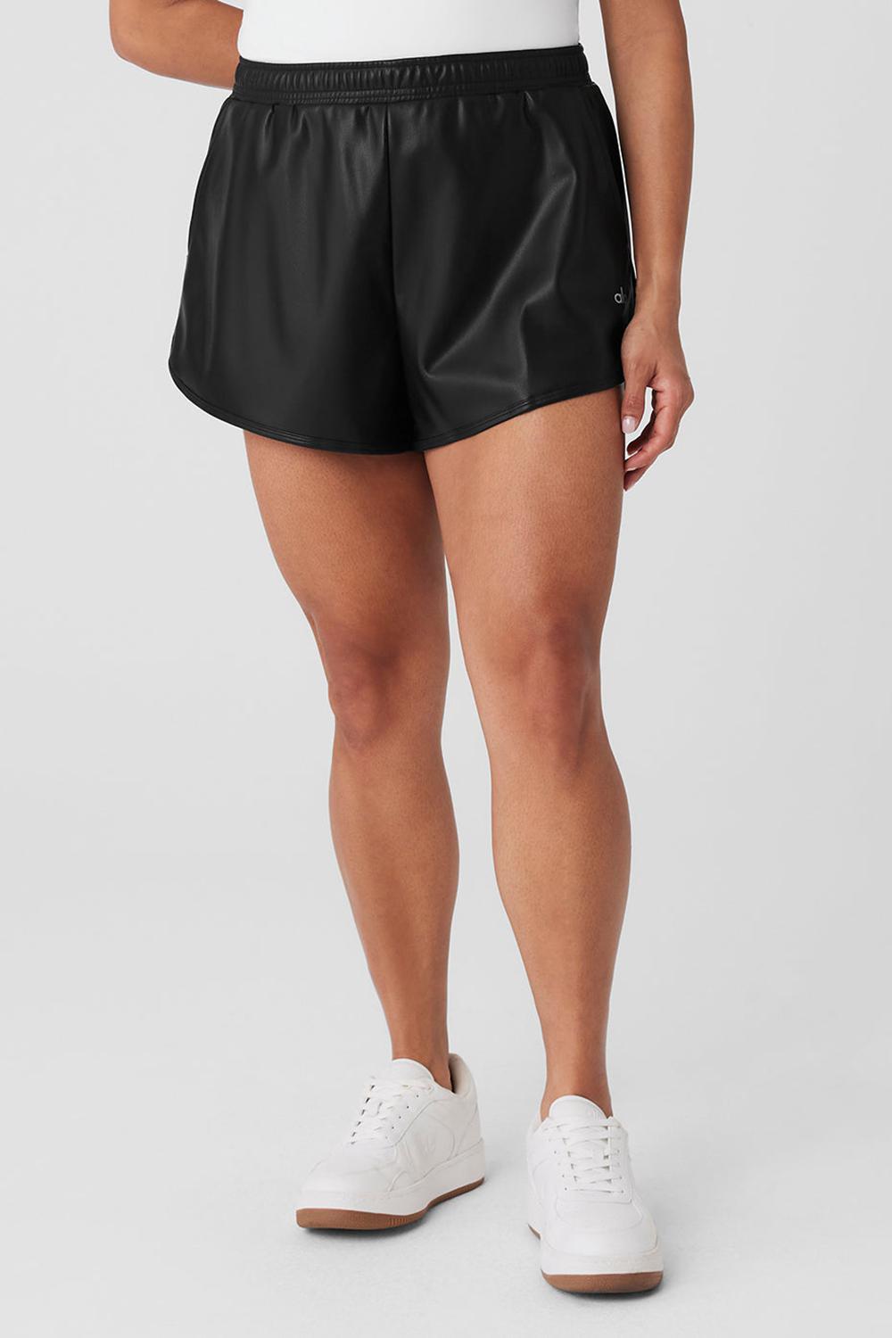Short Alo Yoga Faux Leather Power Hour Mujer Negras | España  FOJQ-54618