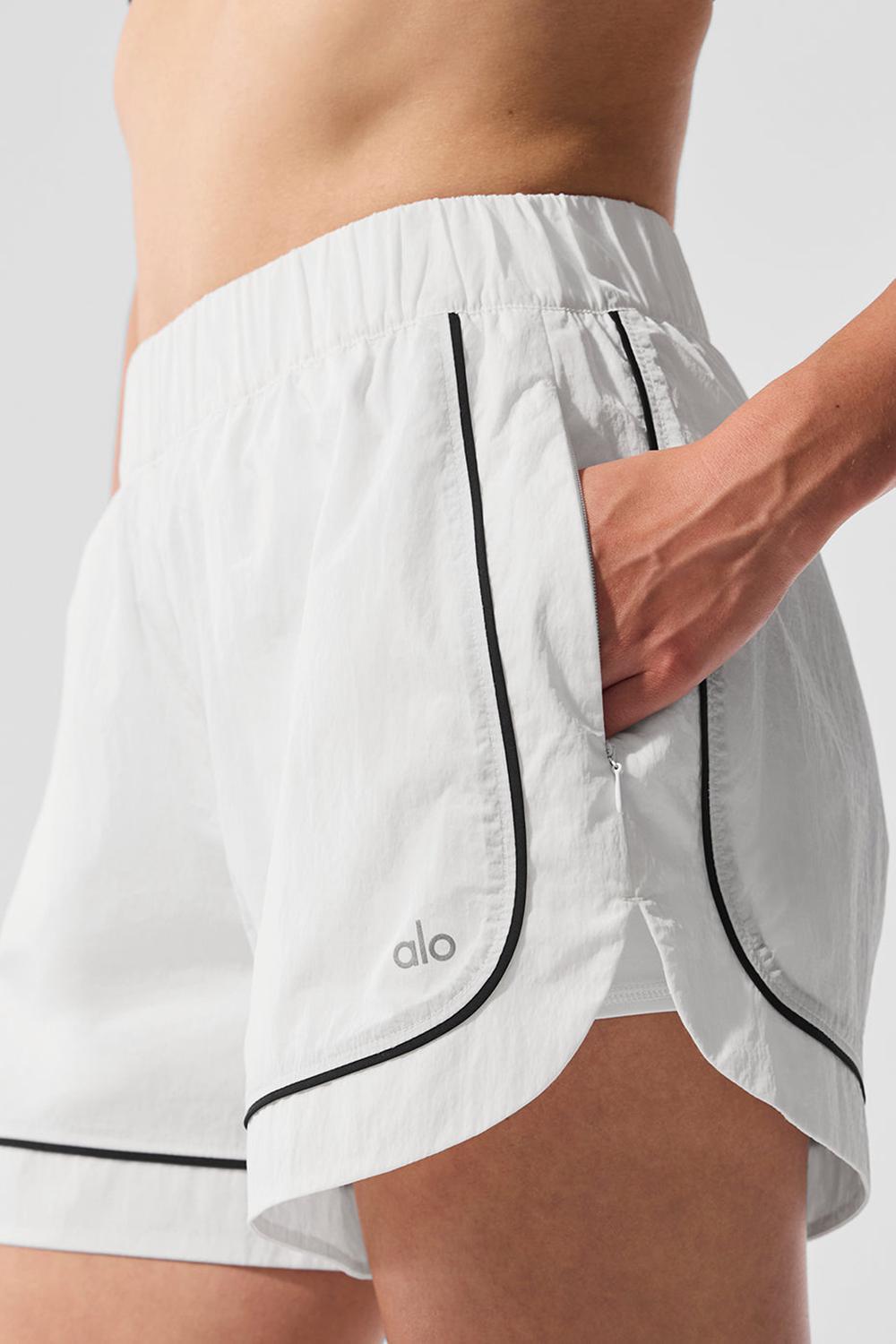 Short Alo Yoga Motivate Track Mujer Blancas Negras | España  VKBG-15278